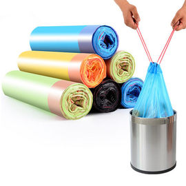 Χρωματισμένες εμπορικές τσάντες απορριμμάτων, κυλημένη Gravure 8 γαλονιού τσαντών απορριμμάτων εκτύπωση